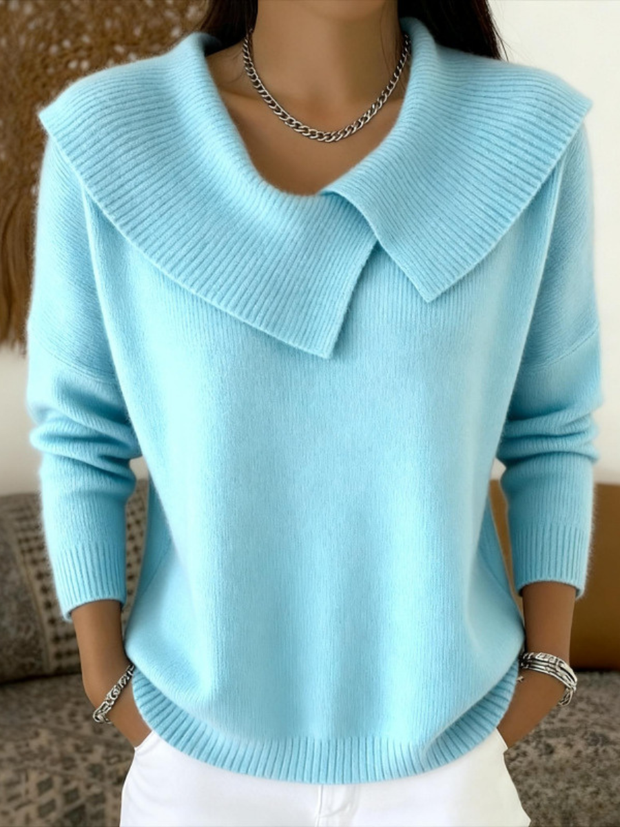 Hannah - Warm Jumper with Soft Collar